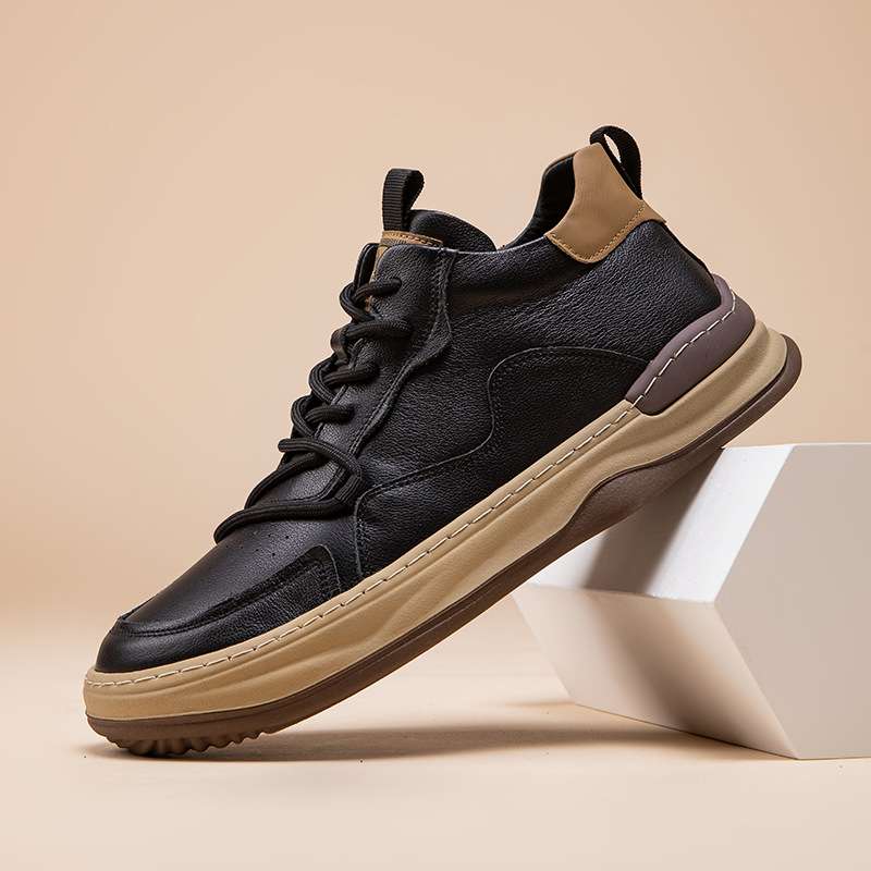 Richard West Sneakers