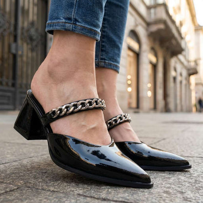 The Scarlett Chain Pumps