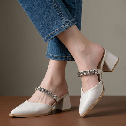 The Scarlett Chain Pumps