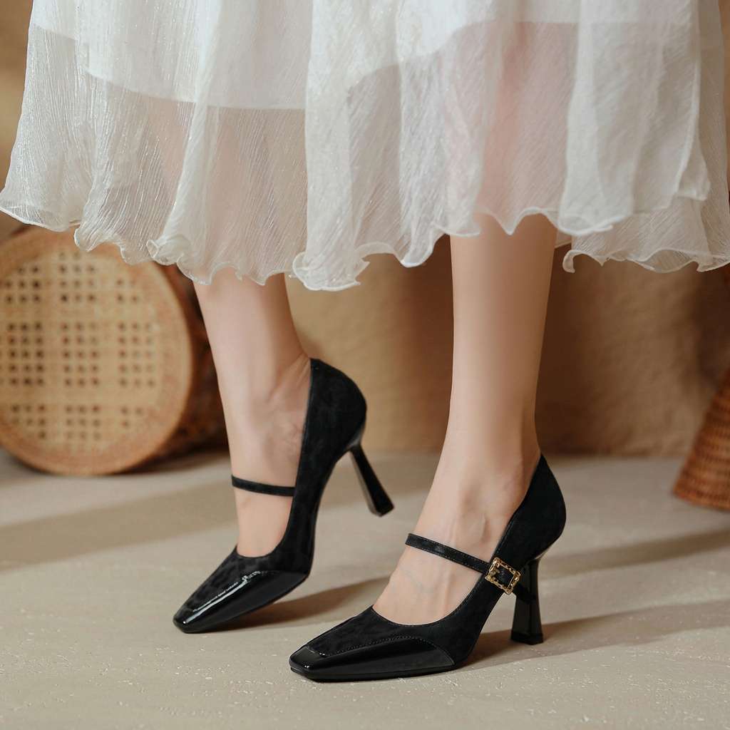 The Rosalie Grace Pumps